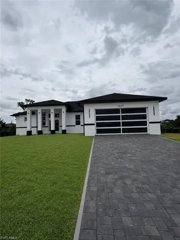 2835 Ne 5th Pl, Cape Coral, Florida 33909