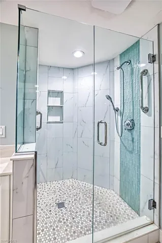 Primary-Shower