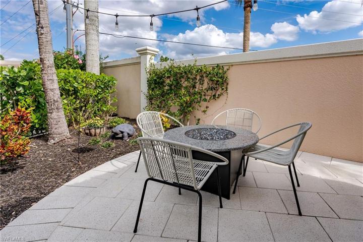 13595  Snook  CIR, Naples, FL 34114