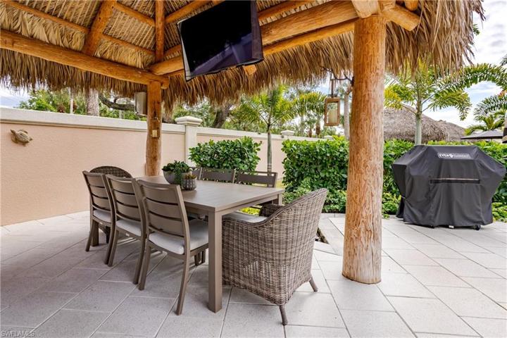 13595  Snook  CIR, Naples, FL 34114