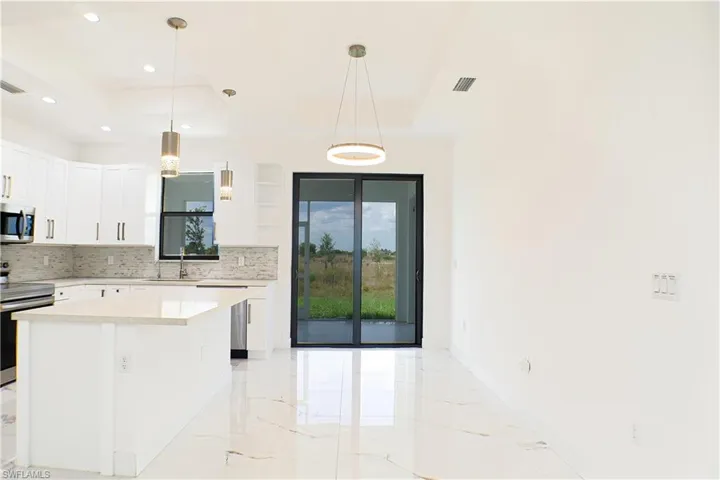 4145 68th Ave Ne, Naples, Florida 34120