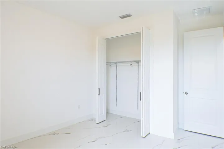 4145 68th Ave Ne, Naples, Florida 34120