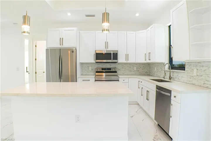 4145 68th Ave Ne, Naples, Florida 34120