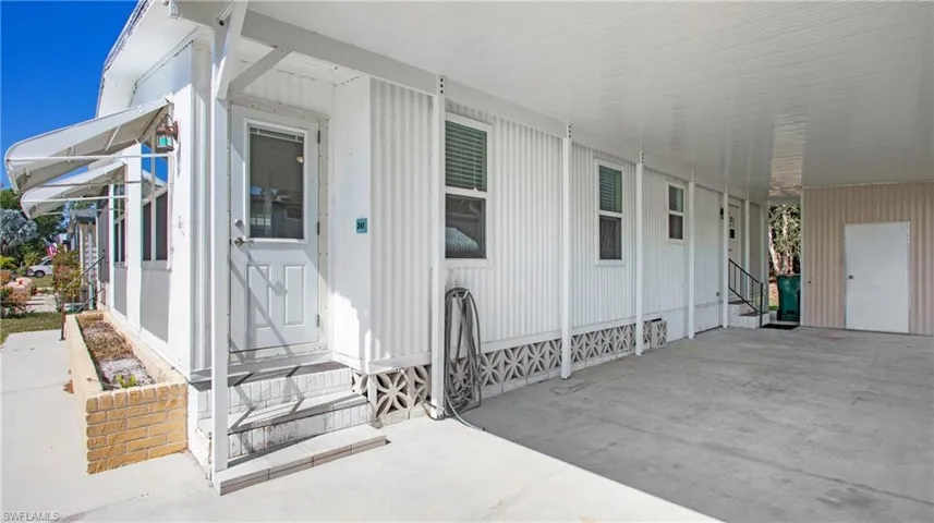 241  OCEAN REEF  LN, Naples, FL 34114