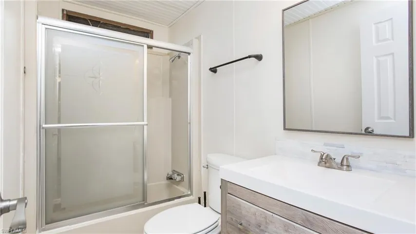 241  OCEAN REEF  LN, Naples, FL 34114