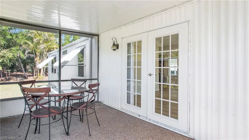 241  OCEAN REEF  LN, Naples, FL 34114