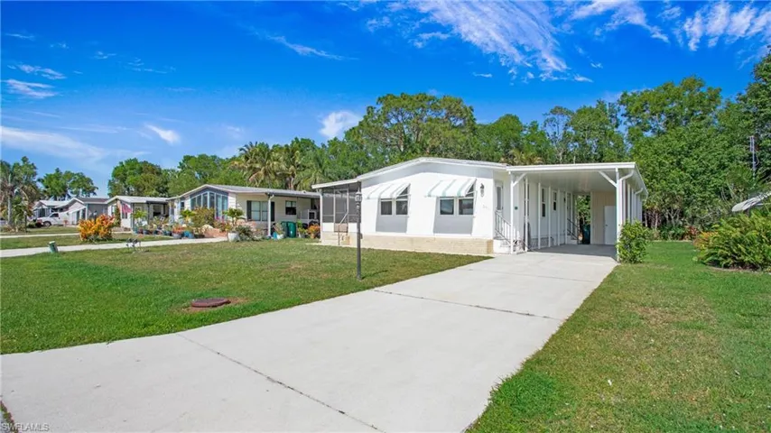 241  OCEAN REEF  LN, Naples, FL 34114