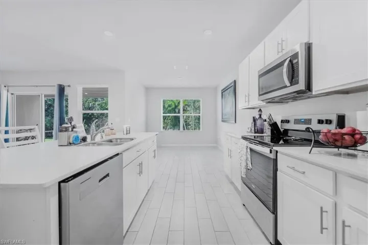 1216 Nw 21st Pl, Cape Coral, Florida 33993