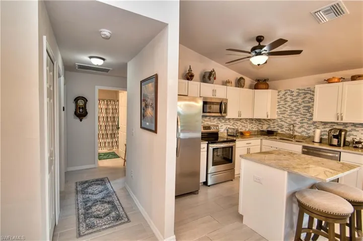 1102 Ne 11th Ave, Cape Coral Fl 33909