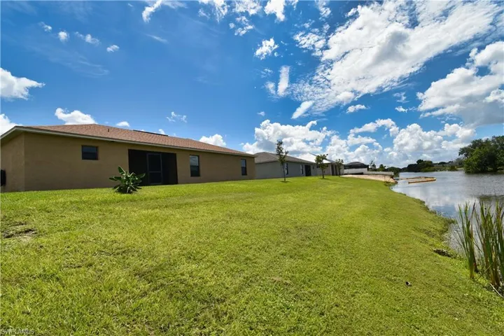 1102 Ne 11th Ave, Cape Coral Fl 33909