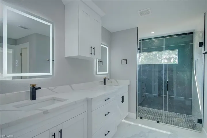 1138  Helen S AVE, Lehigh Acres, FL 33974