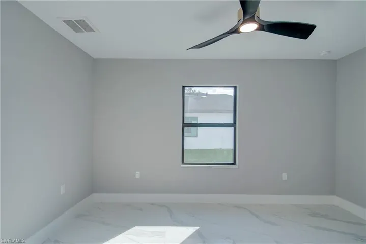 1138  Helen S AVE, Lehigh Acres, FL 33974