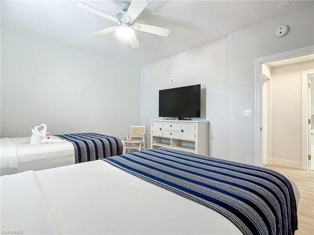 2nd bedroom/guest bedroom