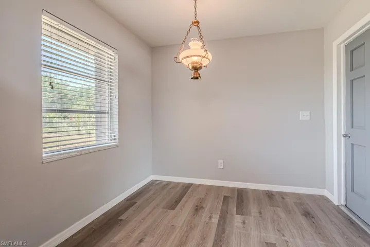 5218  Elm  CT, Cape Coral, FL 33904