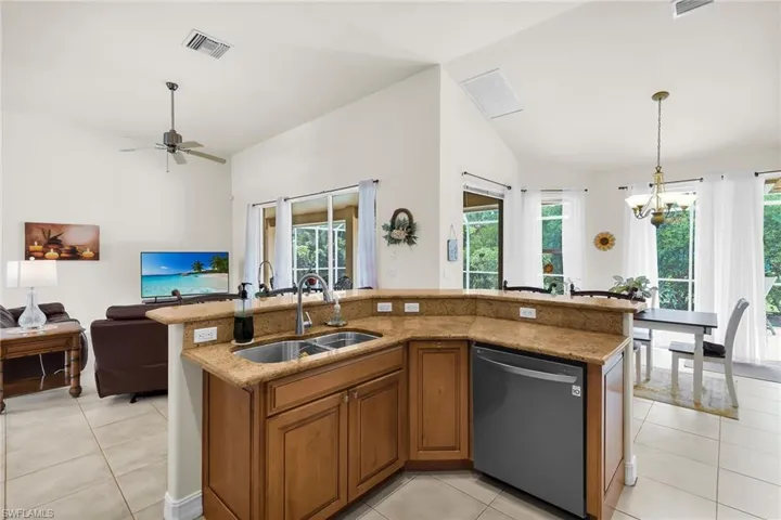 1471 Jamaica Rd, Marco Island, Florida 34145