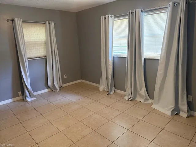 1111 Gifford Ave N, Lehigh Acres, Florida 33936