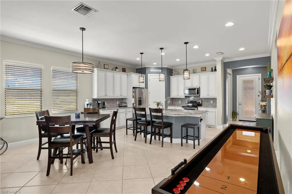 10860 Essex Square BLVD, Fort Myers, FL 33913,224072014