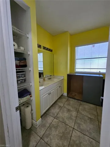 915 Barbara Ct, Lehigh Acres, Florida 33974