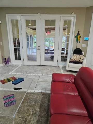 915 Barbara Ct, Lehigh Acres, Florida 33974
