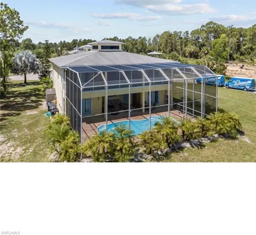 915 Barbara Ct, Lehigh Acres, Florida 33974