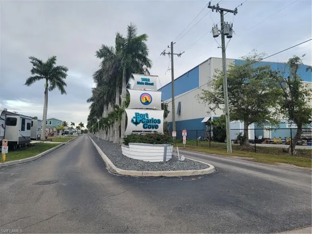 Entrance to Port Carlos Cove