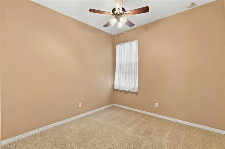 8091 Allamanda Ct, Lehigh Acres, Florida 33972