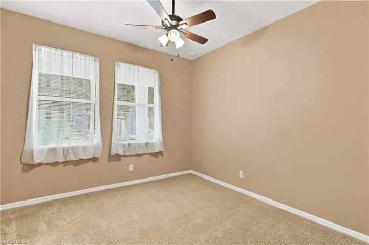 8091 Allamanda Ct, Lehigh Acres, Florida 33972