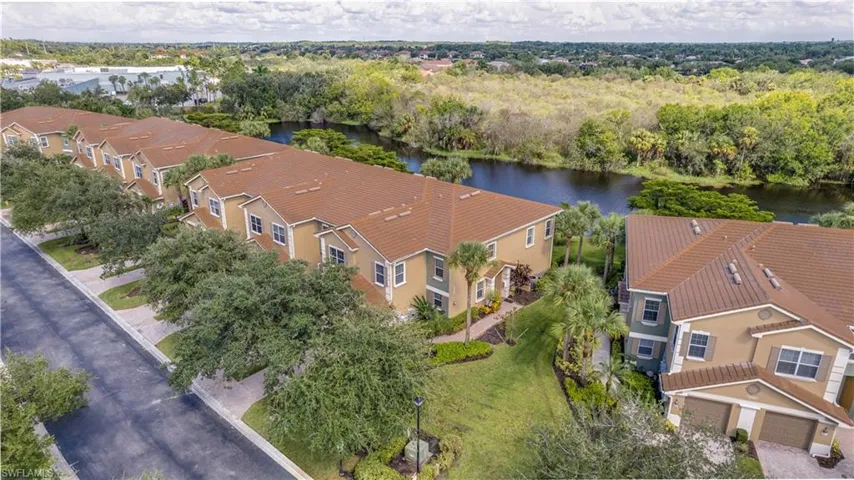 3230  Cottonwood  BEND, Fort Myers, FL 33905