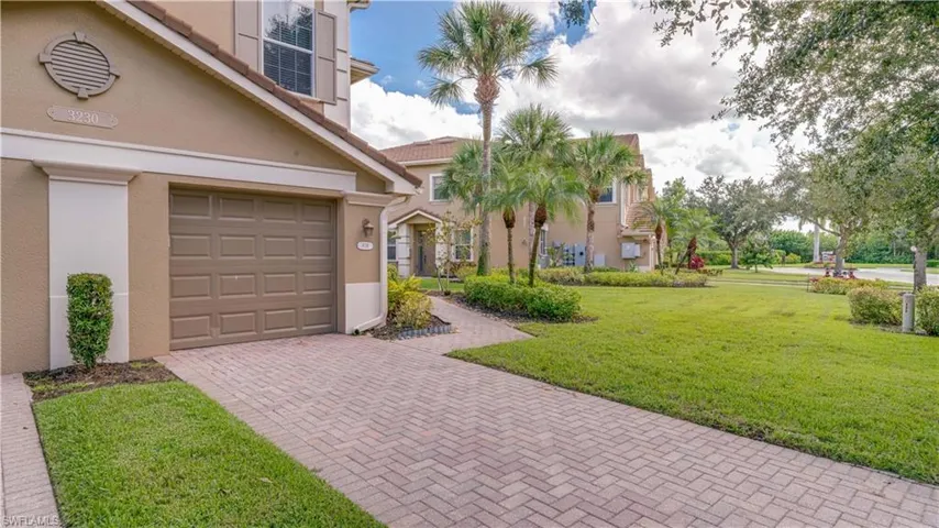 3230  Cottonwood  BEND, Fort Myers, FL 33905