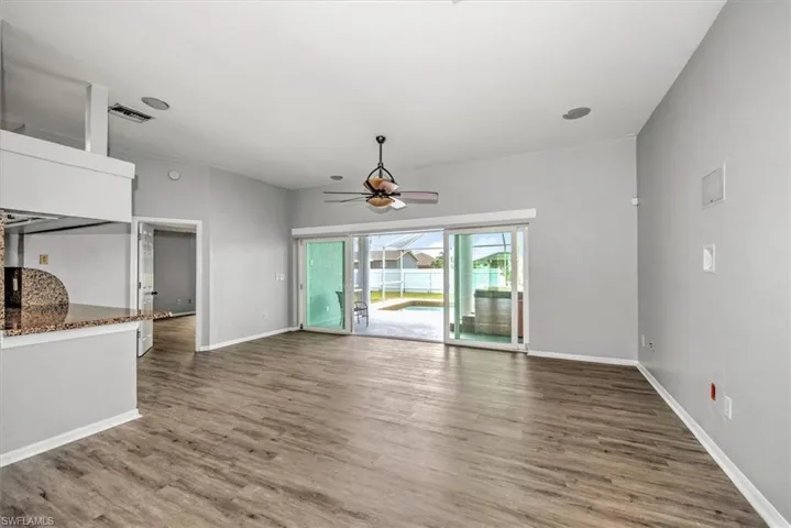 621 SW 9th  AVE, Cape Coral, FL 33991
