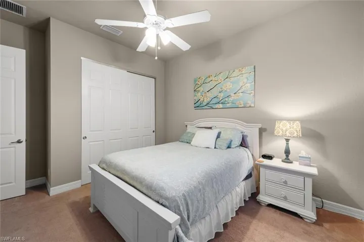 Queen size bed
