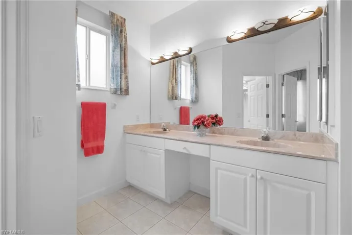 7935 Harmony Lake Ct, Fort Myers Fl 33907