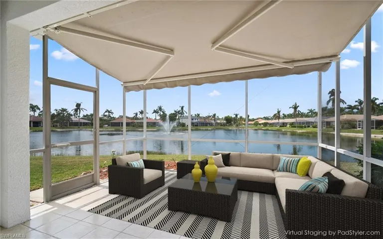 Lakefront Lanai