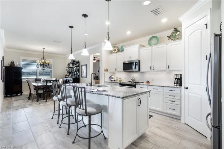 17385  Ashcomb  WAY, Estero, FL 33928