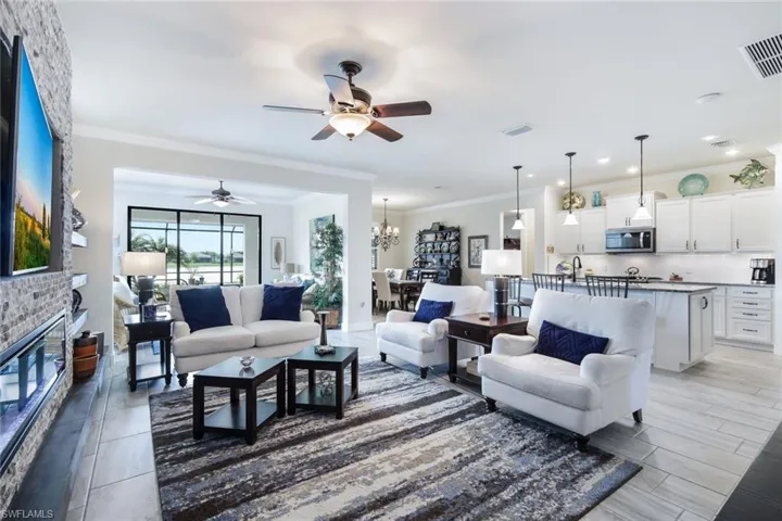 17385  Ashcomb  WAY, Estero, FL 33928