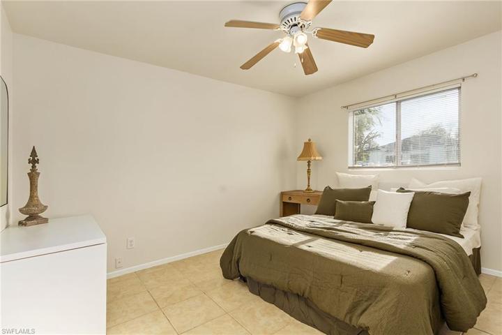 17539/541  Dumont  DR, Fort Myers, FL 33967