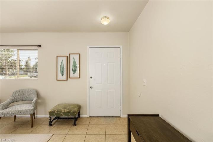 17539/541  Dumont  DR, Fort Myers, FL 33967