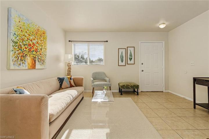 17539/541  Dumont  DR, Fort Myers, FL 33967