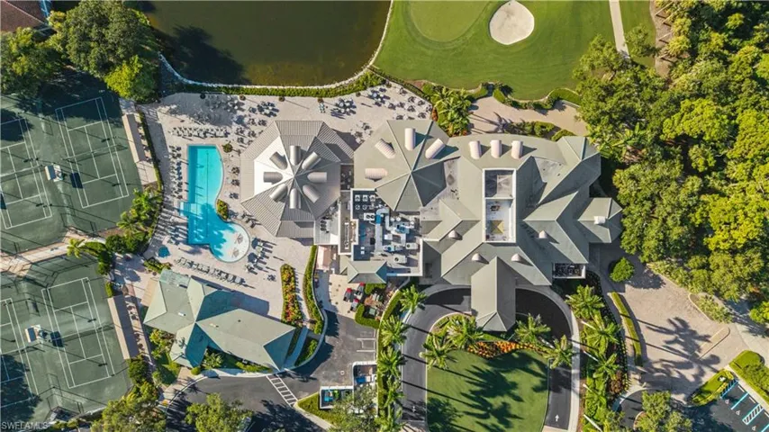2275  Harmony  LN, Naples, FL 34109