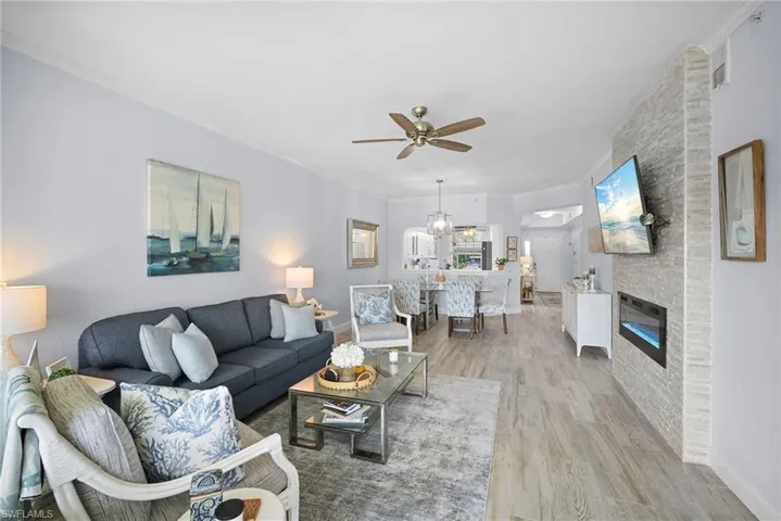 2275  Harmony  LN, Naples, FL 34109
