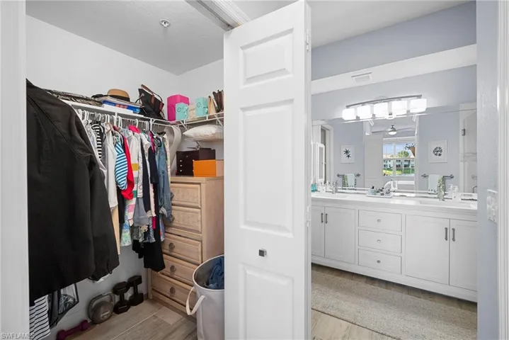 2275  Harmony  LN, Naples, FL 34109