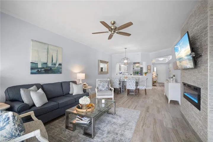 2275  Harmony  LN, Naples, FL 34109