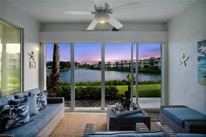 2275  Harmony  LN, Naples, FL 34109
