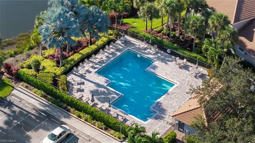 2275  Harmony  LN, Naples, FL 34109
