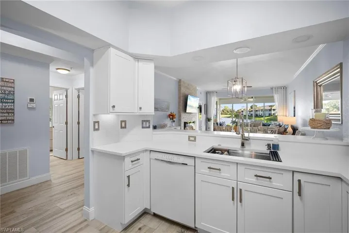 2275  Harmony  LN, Naples, FL 34109