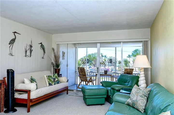 1550 Gulf Shore Blvd N # W4, Naples, Florida 34102