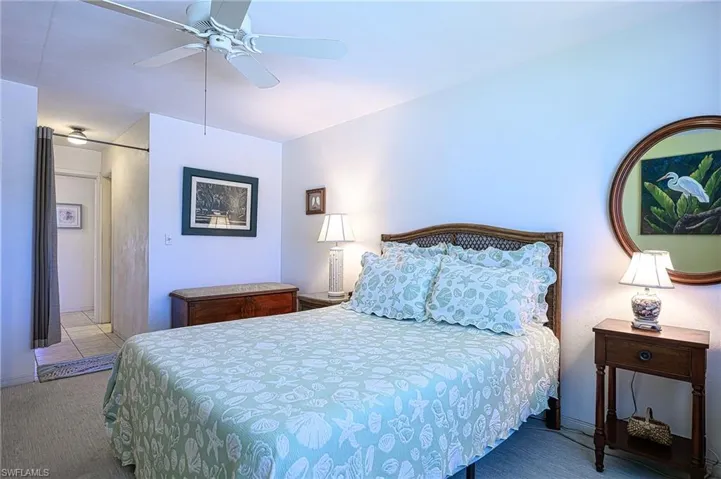 1550  Gulf Shore N BLVD, Naples, FL 34102