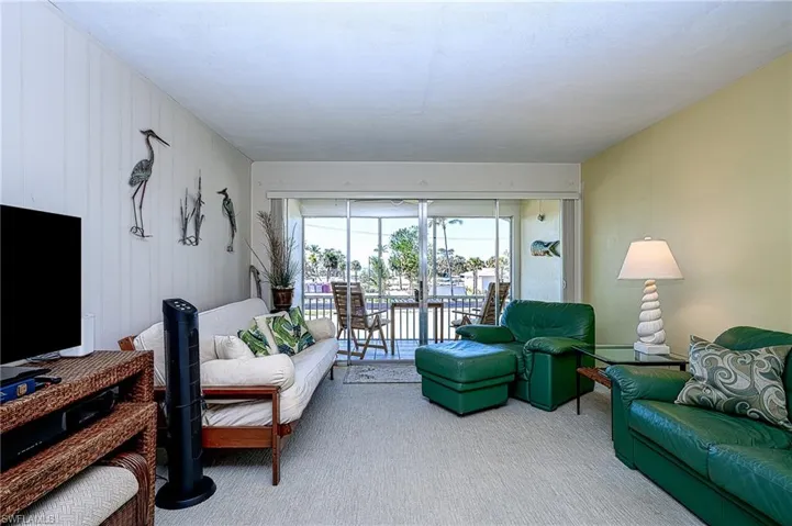 1550 Gulf Shore Blvd N # W4, Naples, Florida 34102