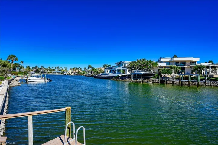 1550  Gulf Shore N BLVD, Naples, FL 34102