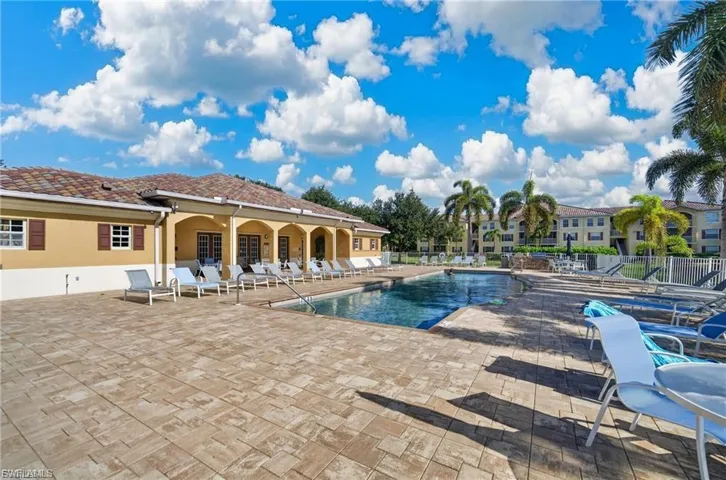 4122 Residence Dr 112, Fort Myers, Florida 33901